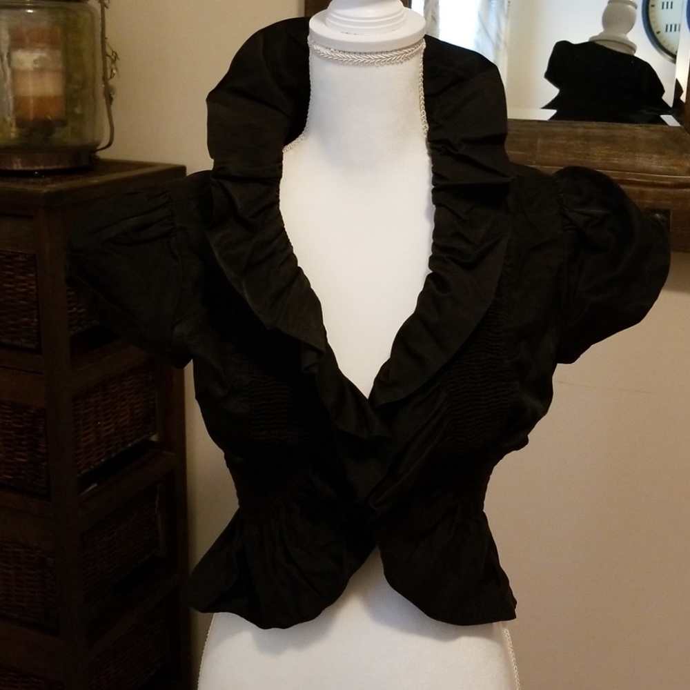 Body Central snap front shrug